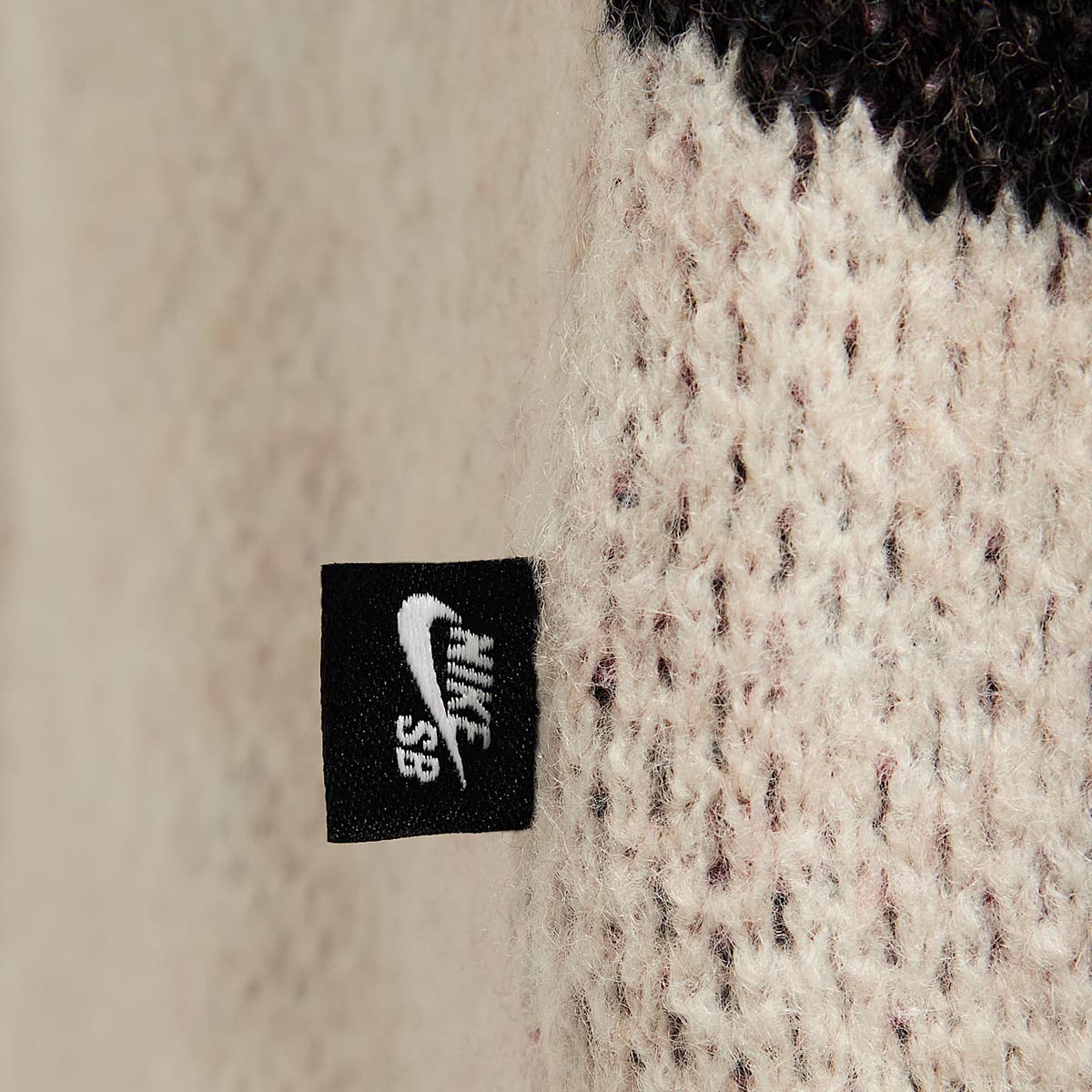 Nike SB Beauty In Danger Sweater Vest - Plum Dust/Light Orewood Brown/Black image 4