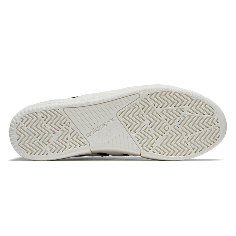 Adidas Tyshawn Low Shoes - Core Black/Ftwr White/Core White