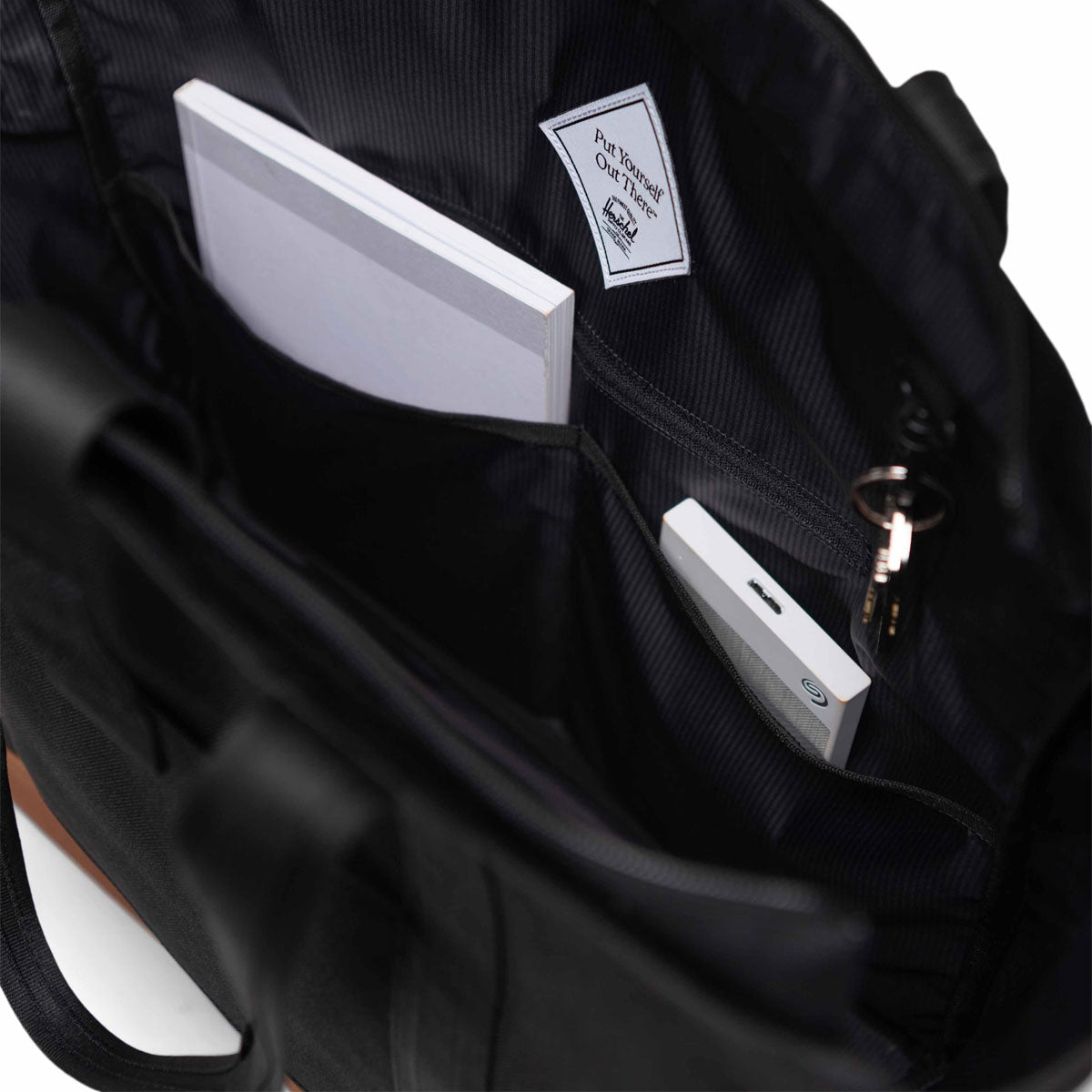Herschel Supply Retreat Tote Bag - Black image 4