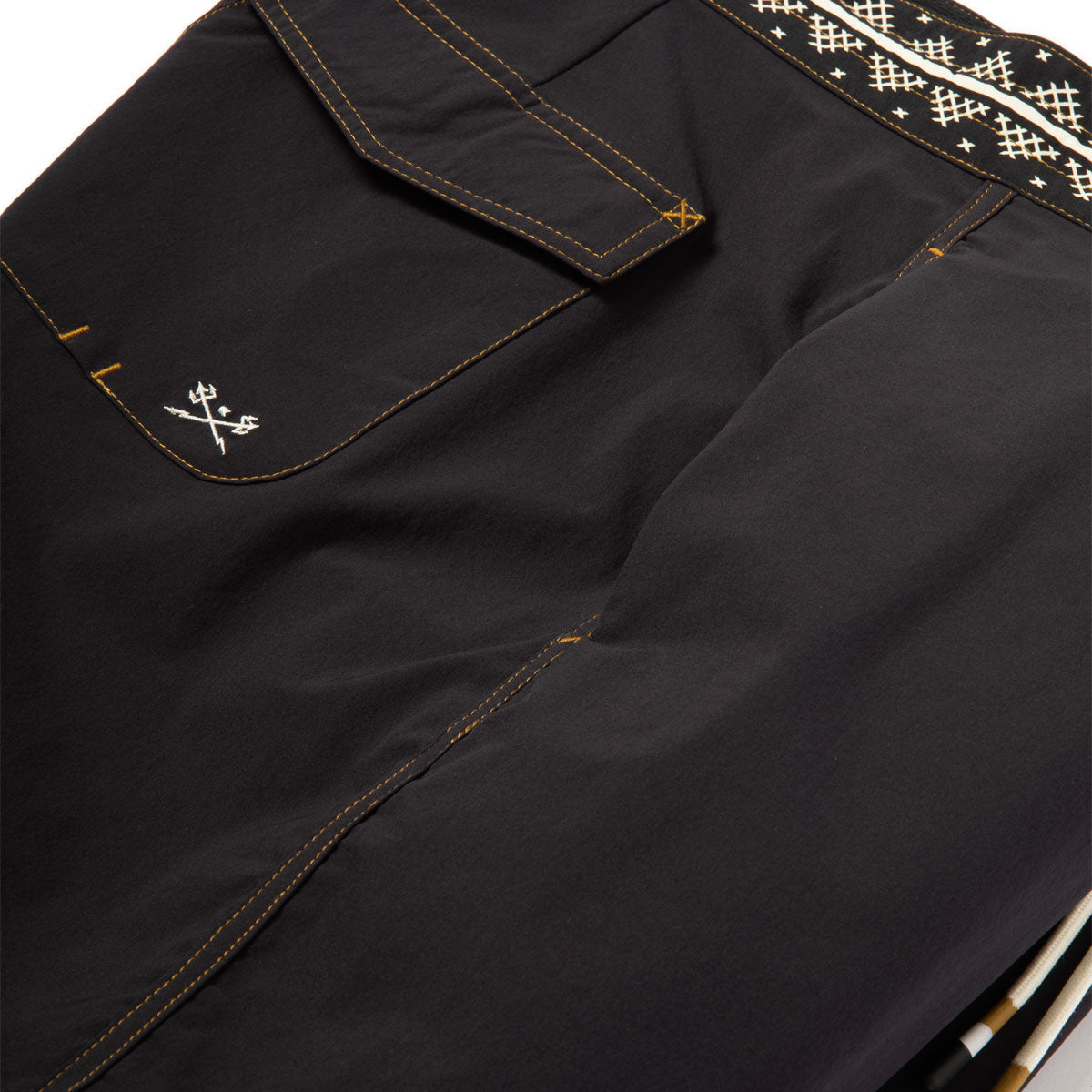 Dark Seas Faron Boardshorts - Black image 4