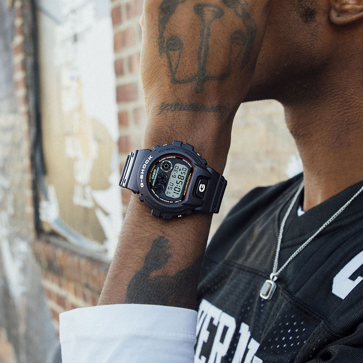 G-Shock DW6900RL-1 Watch image 2