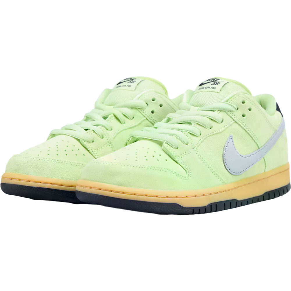 Nike SB Verdugo Mountain Dunk Low Pro Premium Shoes - Light Liquid Lime/Wolf Grey/Black image 3