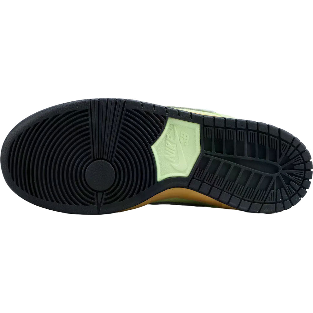 Nike SB Verdugo Mountain Dunk Low Pro Premium Shoes - Light Liquid Lime/Wolf Grey/Black image 5