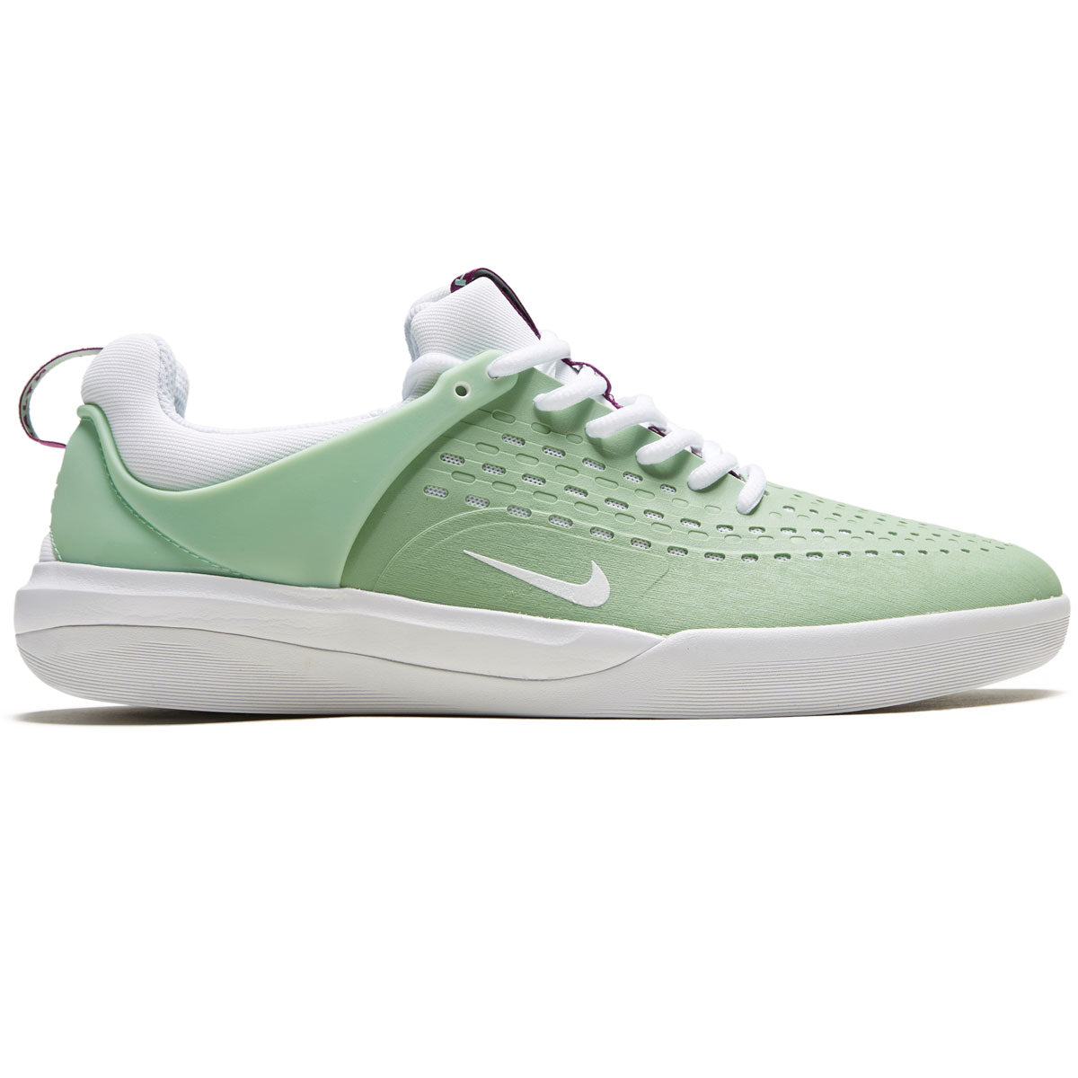 Buy Nike SB Zoom Nyjah 3 Shoes - Enamel Green/White – CCS