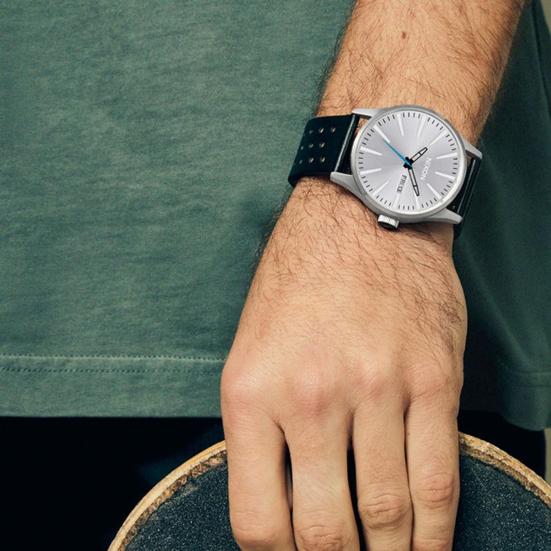 Nixon Sentry Leather Watch - Chrome/Silver Sunray/Black