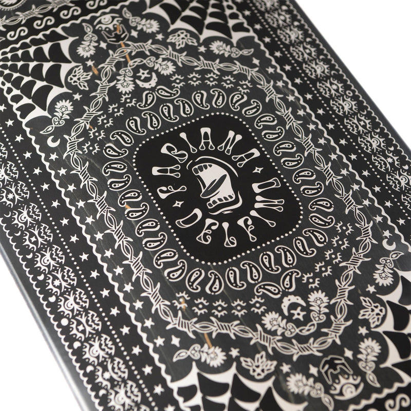 Santa Cruz Delfino Bandana Pro Skateboard Complete - 8.25