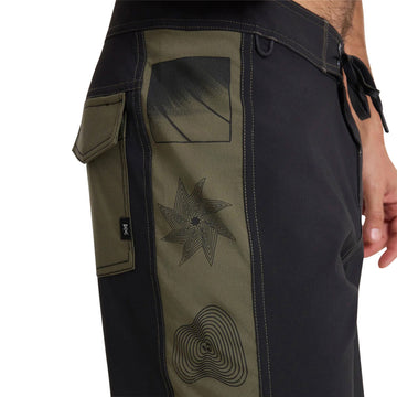 Roark Passage Panel Boardshorts - Black 2