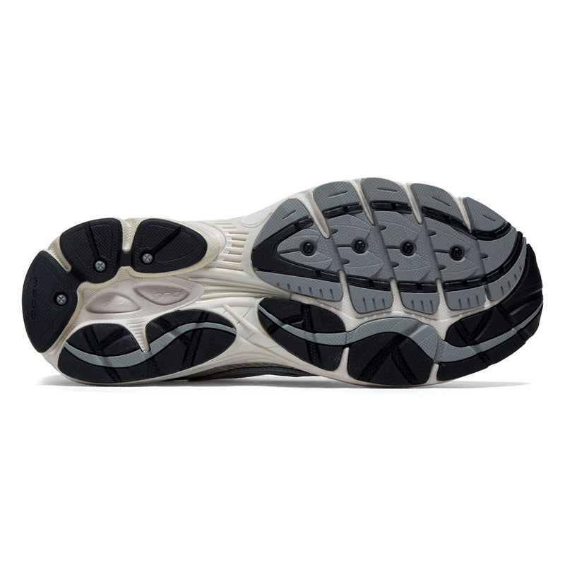 Saucony Progrid Omni 9 Shoes - White/Silver