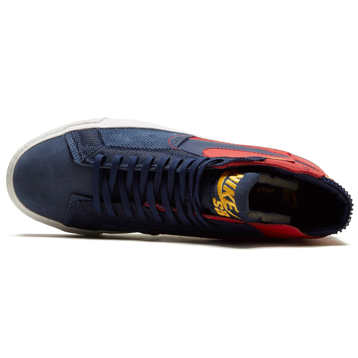 Nike SB Zoom Blazer Mid Prm Shoes - University Red/Midnight Navy image 3