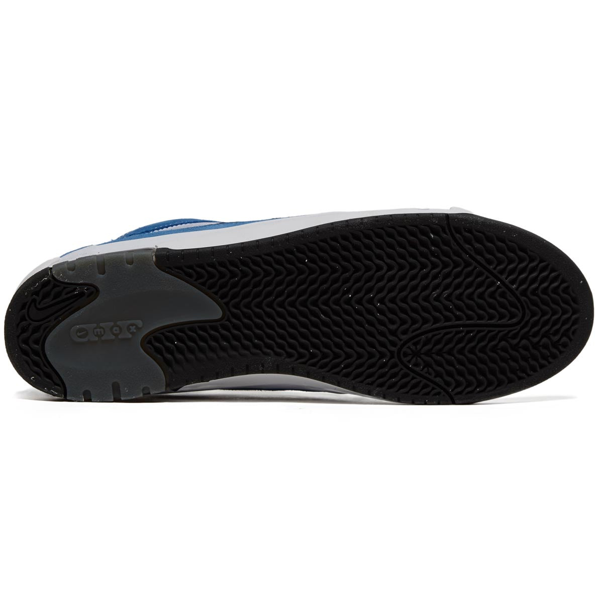 Nike SB Air Max Ishod Shoes - Star Blue/Black/White/Med Soft Pink image 4