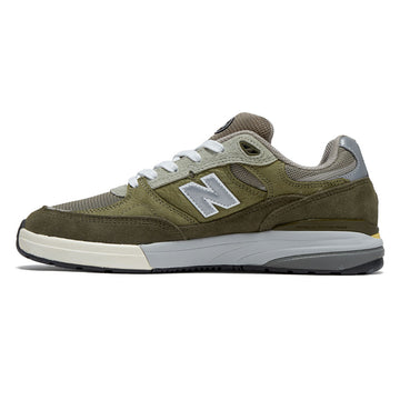 New Balance Andrew Reynolds 933 Shoes - Olivine