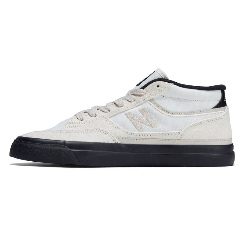 New Balance 417 Villani Shoes - Sea Salt/Black II