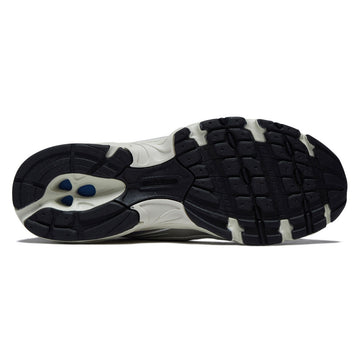 New Balance 740 Shoes - Candied Violet/Angora