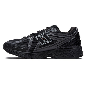 New Balance 1906R Shoes - Black/Hot Tomato