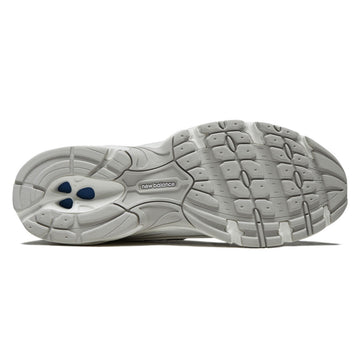 New Balance 740 Shoes - NB 103 White/Silver Metallic
