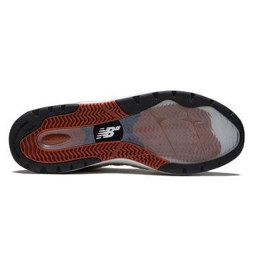 New Balance Andrew Reynolds 933 Wide Shoes - Sea Salt/Brown