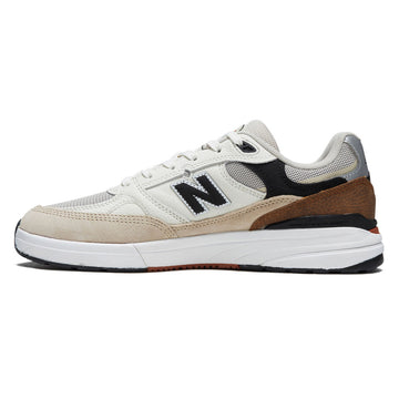 New Balance Andrew Reynolds 933 Shoes - Sea Salt/Brown