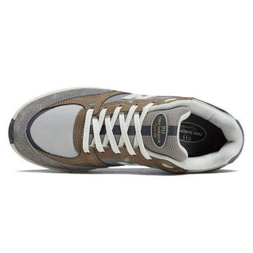 New Balance Andrew Reynolds 933 Grey Days Shoes - Marblehead