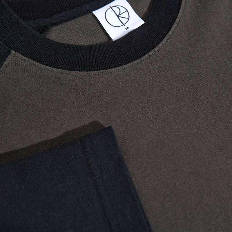 Polar Doe T-Shirt - Dirty Black/Black