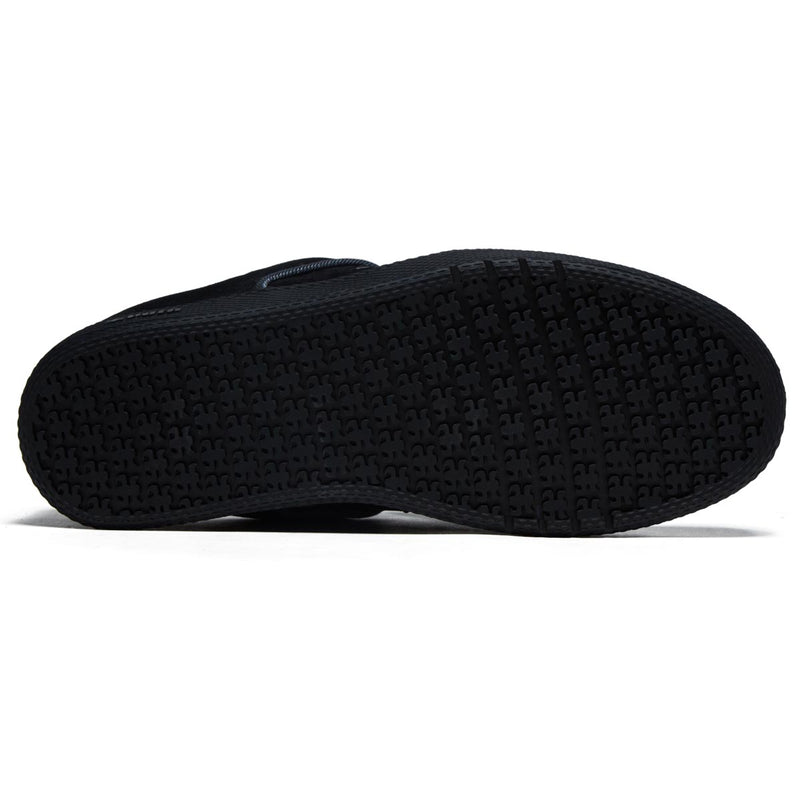 IPath Cricket Shoes - Black