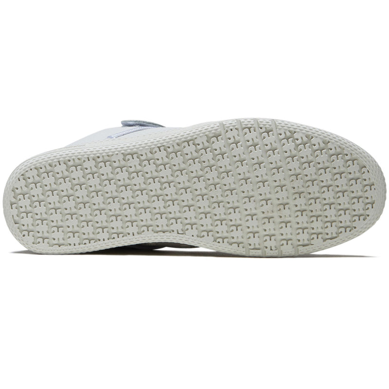 IPath Grasshopper Shoes - White