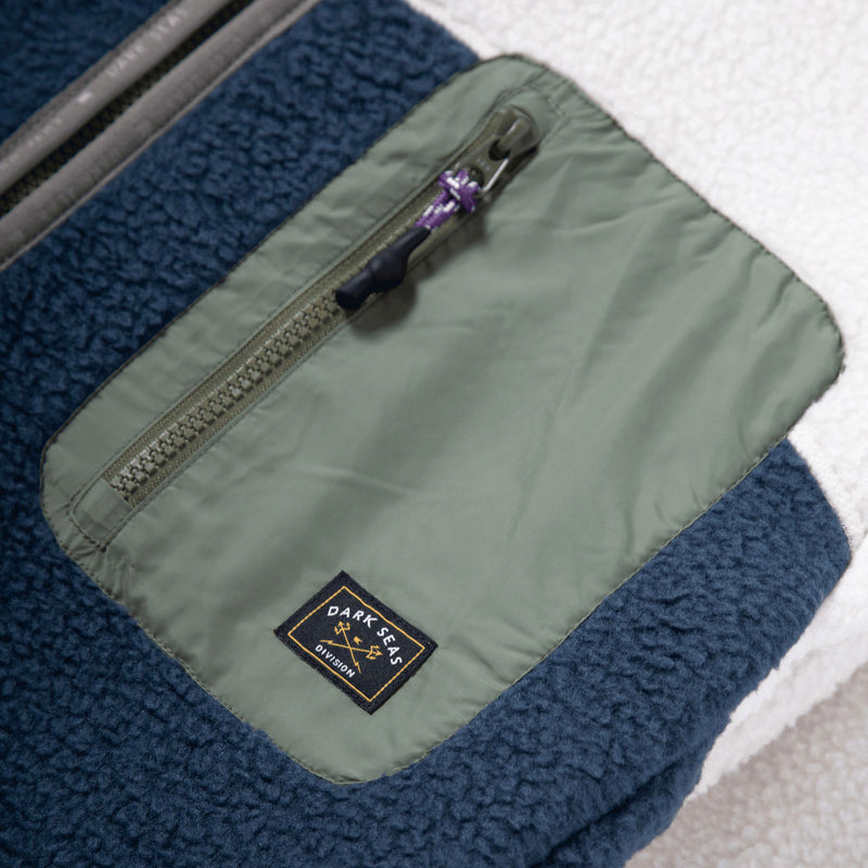 Dark Seas Aliso Sherpa Jacket - White/Navy