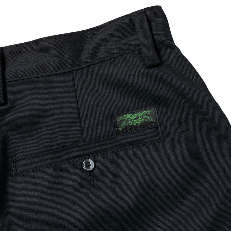 Anti-Hero Hecho Por Skate Shorts - Black