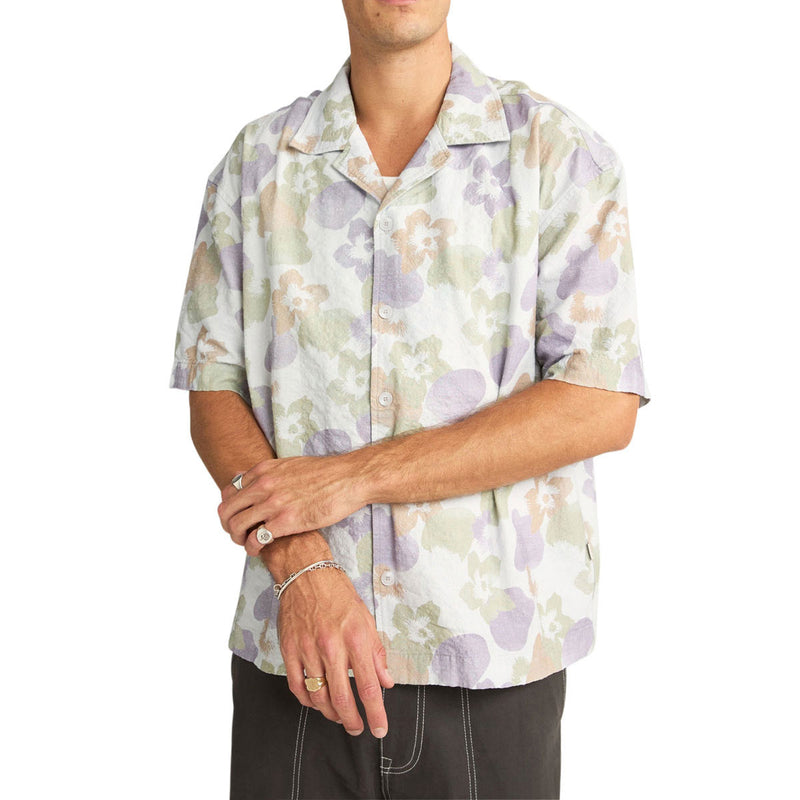 swatch:https://cdn.shopify.com/s/files/1/0519/1388/3831/files/swatch_2b72b550-20a3-4c07-8676-1d40a51de64c.jpg?v=1741709491