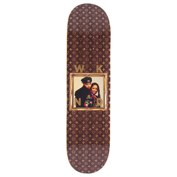 swatch:https://cdn.shopify.com/s/files/1/0519/1388/3831/files/swatch_9cbcc10d-0280-4f86-9d2d-a7e3122ee038.jpg?v=1734459052