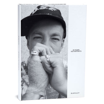 swatch:https://cdn.shopify.com/s/files/1/0519/1388/3831/files/swatch_bfa64a98-6c3d-4ad5-9b4a-6ef86e17b9a8.jpg?v=1739471420