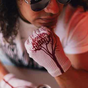 Satan's Drano Vein Gloves - White/Red
