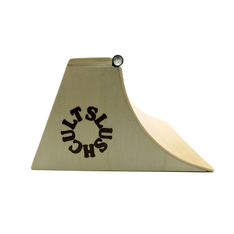 SlushCult Fingerboard Quarterpipe - Wood