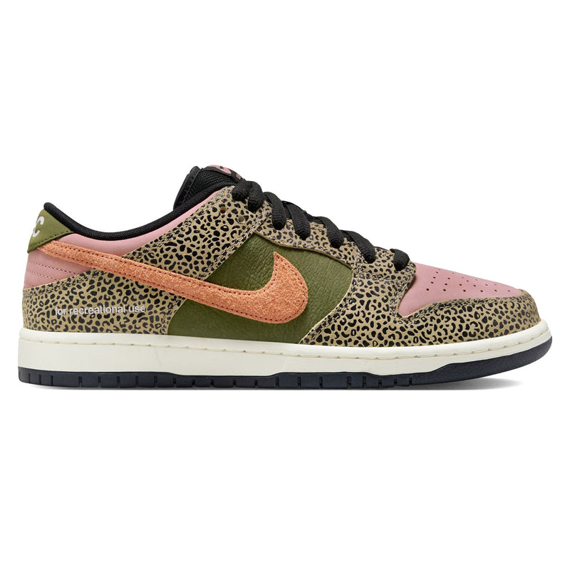 Nike SB x Arts-Rec Dunk Low Pro Shoes - Khaki/Amber Brown/Rough Green/Rust Pink