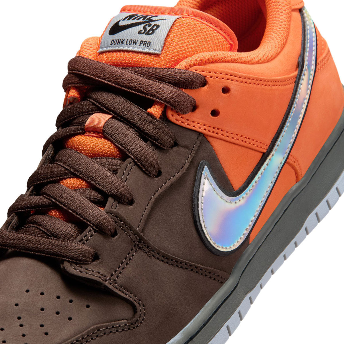 Nike SB Muni Fast Pass Dunk Low Pro Shoes - Safety Orange/Wolf