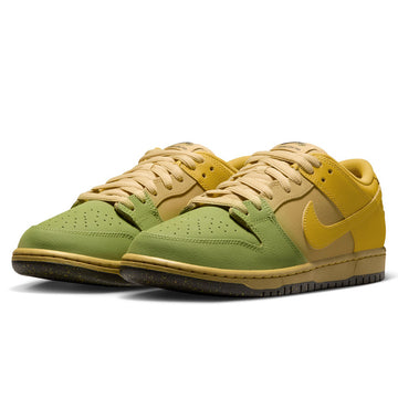 Nike SB Dunk Low Pro Shoes - Saffron Quartz/Saffron Quartz/Pear
