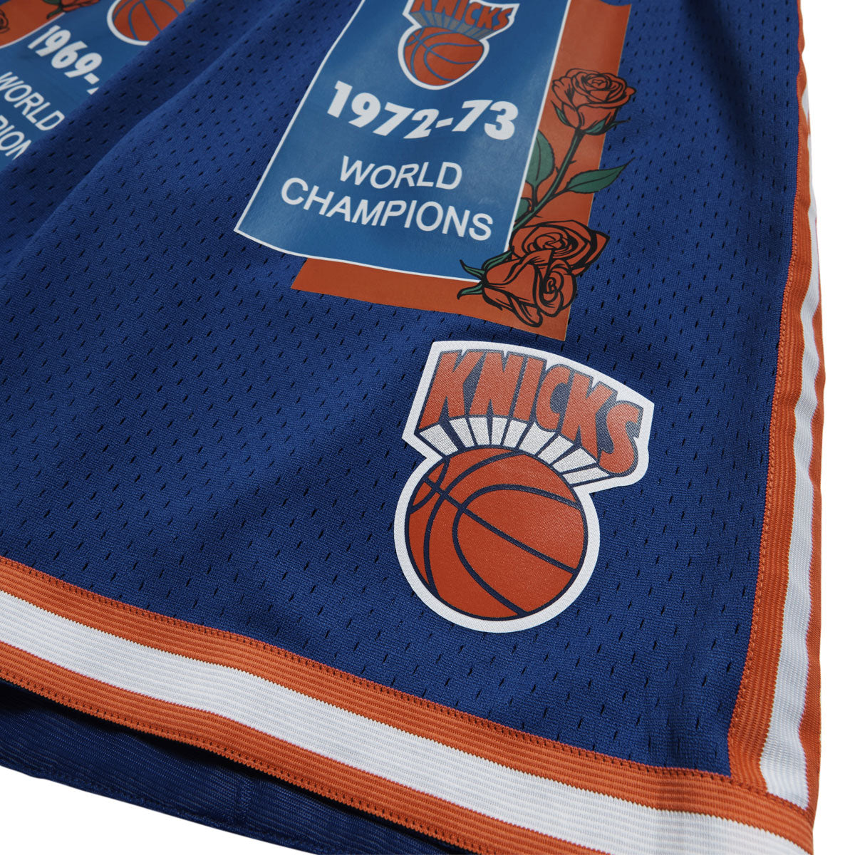 Mitchell & Ness x NBA Roses And Banners Knicks Shorts - Royal image 4